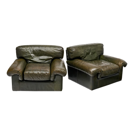 Pair of Italian Armchairs, Patinated Full Grain Buffalo Leather, Circa 1970s